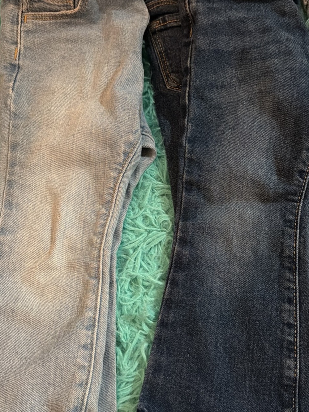 Toddler 2T Old Navy Jeans - Picture 5 of 5